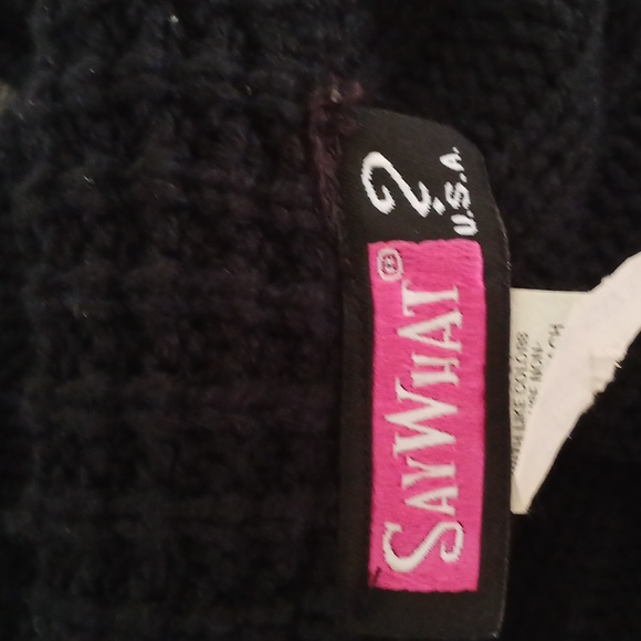 Poncho - Picture 6 of 7